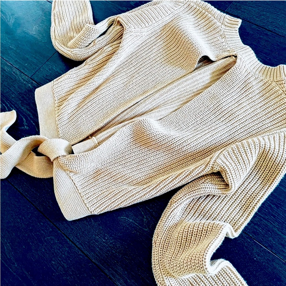 MISSGUIDED Open Back Tie Up Tan Sweater